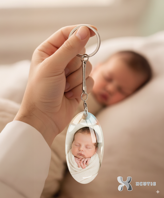 Personalized Photo Keyring (Eclipse) – Custom Memory Keepsake Gift